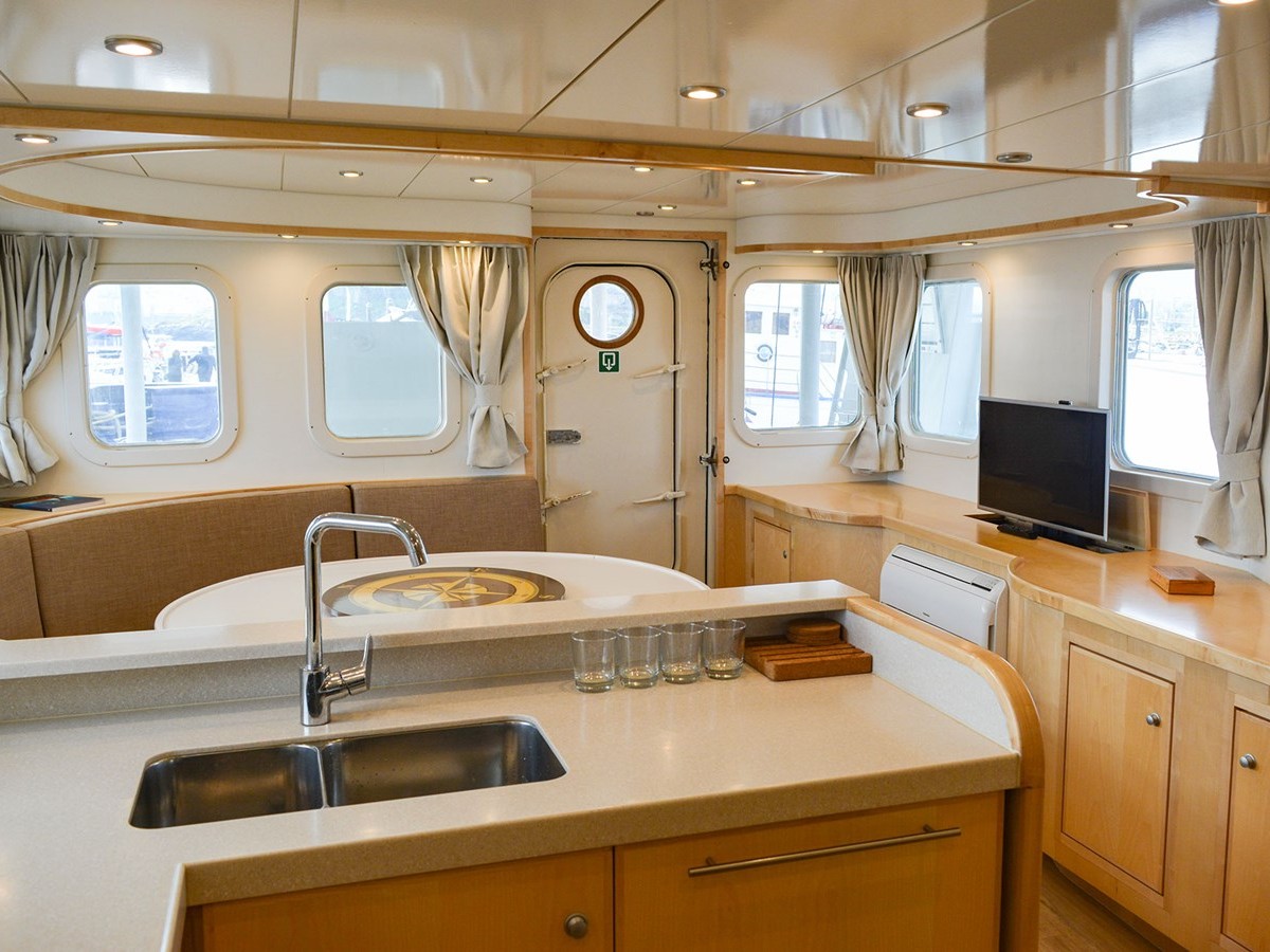 yacht elena for sale