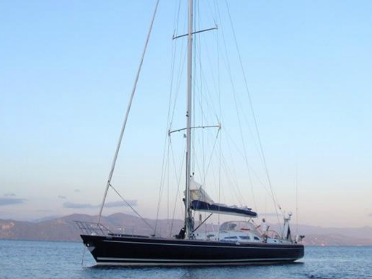 L'ILE NUE