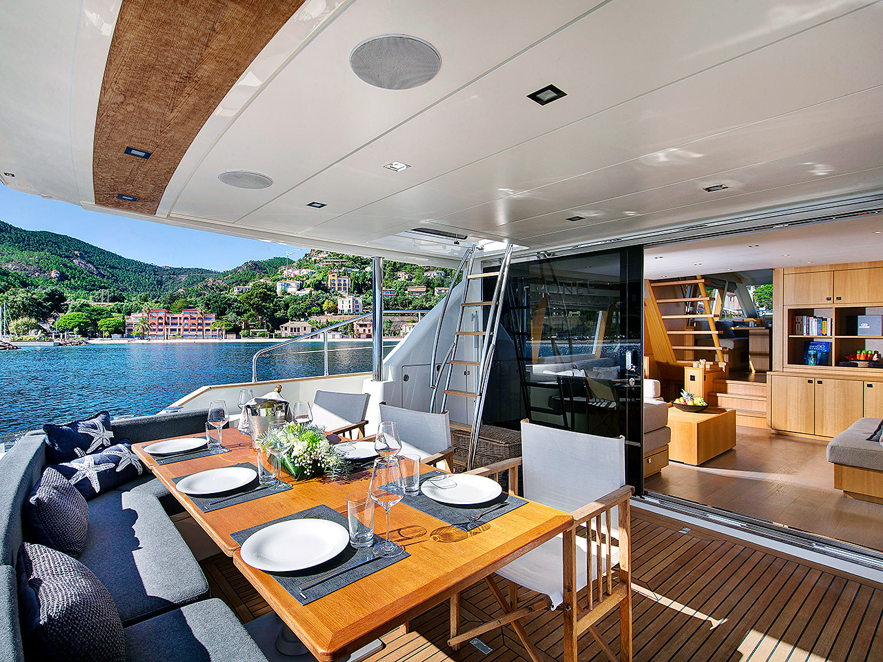 Armonee Aft Deck