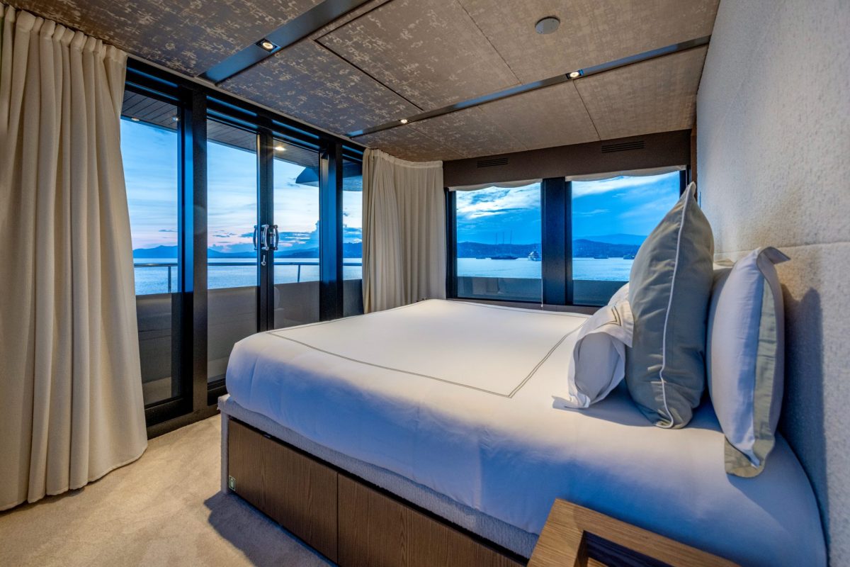 New 180° Master Cabin on the Upper Deck of KOKONUT'S WALLY